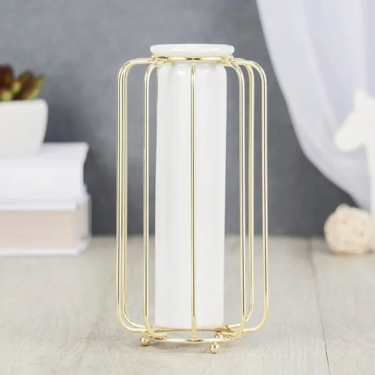 Ваза керамика настольная "Гауди" цилиндр, 10х18,5 см, белый 4635475