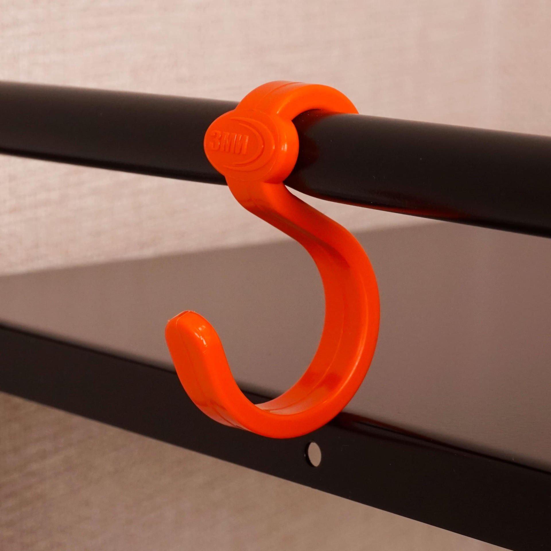 яяяЭтажерка металл. "Ладья33С" 3-х ур.-2 корз.+Полка 610х450х300мм, полим.покр.Черн. Э557Ч *1