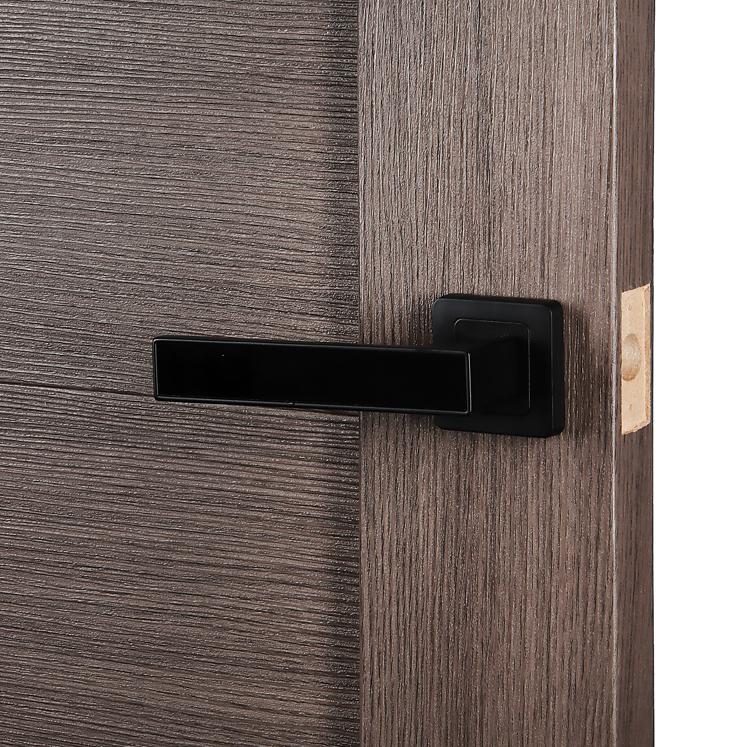 Дверь межкомнатная остекленная ЦАРГИ Х4 Неаполь темный/черное стекло 700 мм Двери ГУД *1