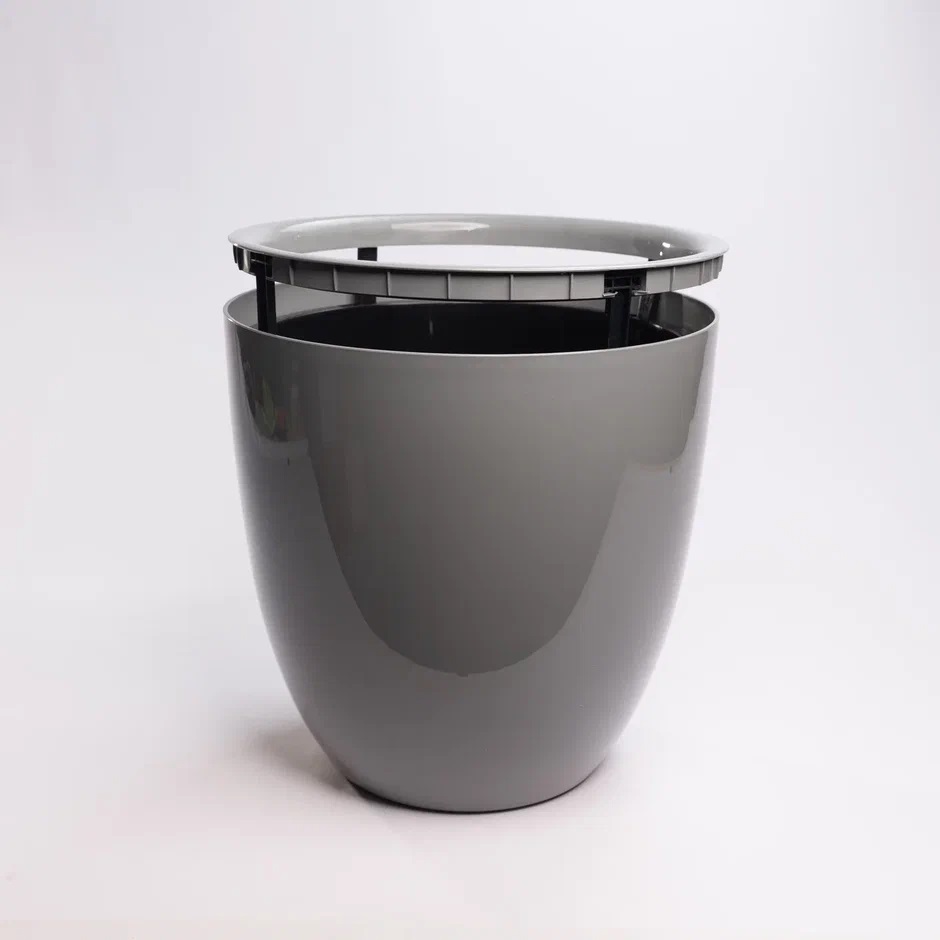 Кашпо пластм. "Сириус" 16,5л d верха 300мм h300мм со вставкой Серый муссон СР30-70*1