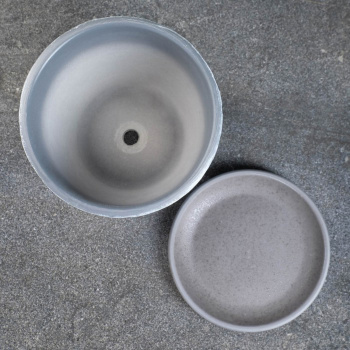 Кашпо керам. "Бутон" "Метро" 2,15л d верха 175мм h152мм с поддоном Светло-серый №3 КС-Б3-111-46 *4