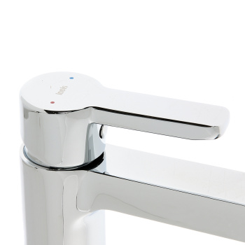 Смеситель для умывальника IDDIS Sena SENSB00i01, короткий излив, рычажный