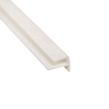 Профиль ПВХ для панелей МДФ внешний 3мм*2,44м белый 056 112 *1/30