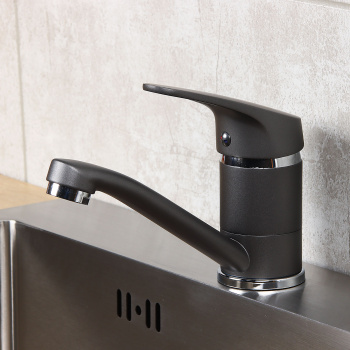 Смеситель для кухни Potato P45277-19 короткий излив (черный графит) *1/10