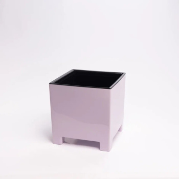 Кашпо пластм. "Нард" 2,1л 140х140мм h140мм со вставкой Сиреневый НР15-25 *1/8 Кашпо пластм. "Нард" 2,1л 140х140мм h140мм со вставкой Сиреневый НР15-25 *1/8